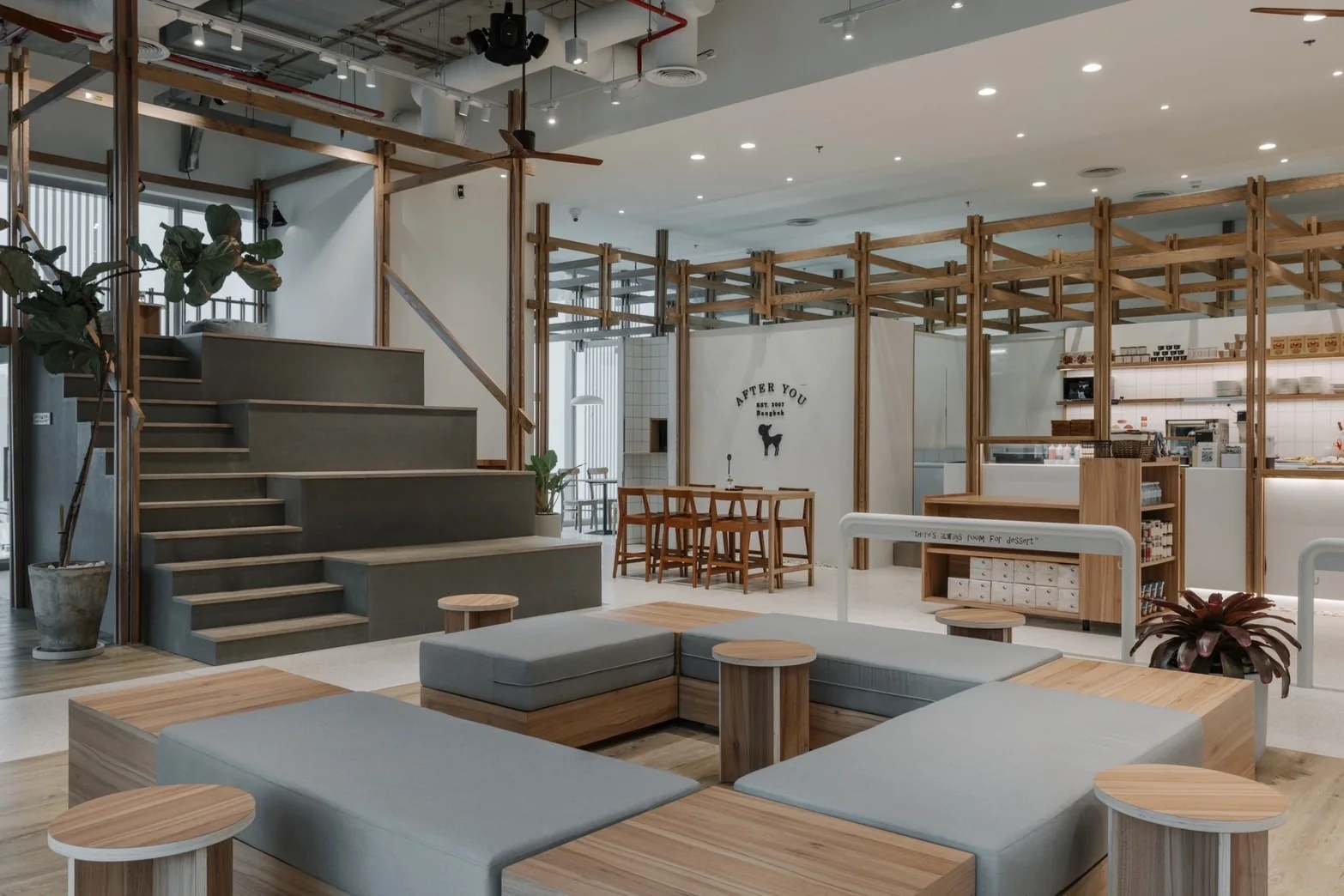 Central lounge and stepped seating