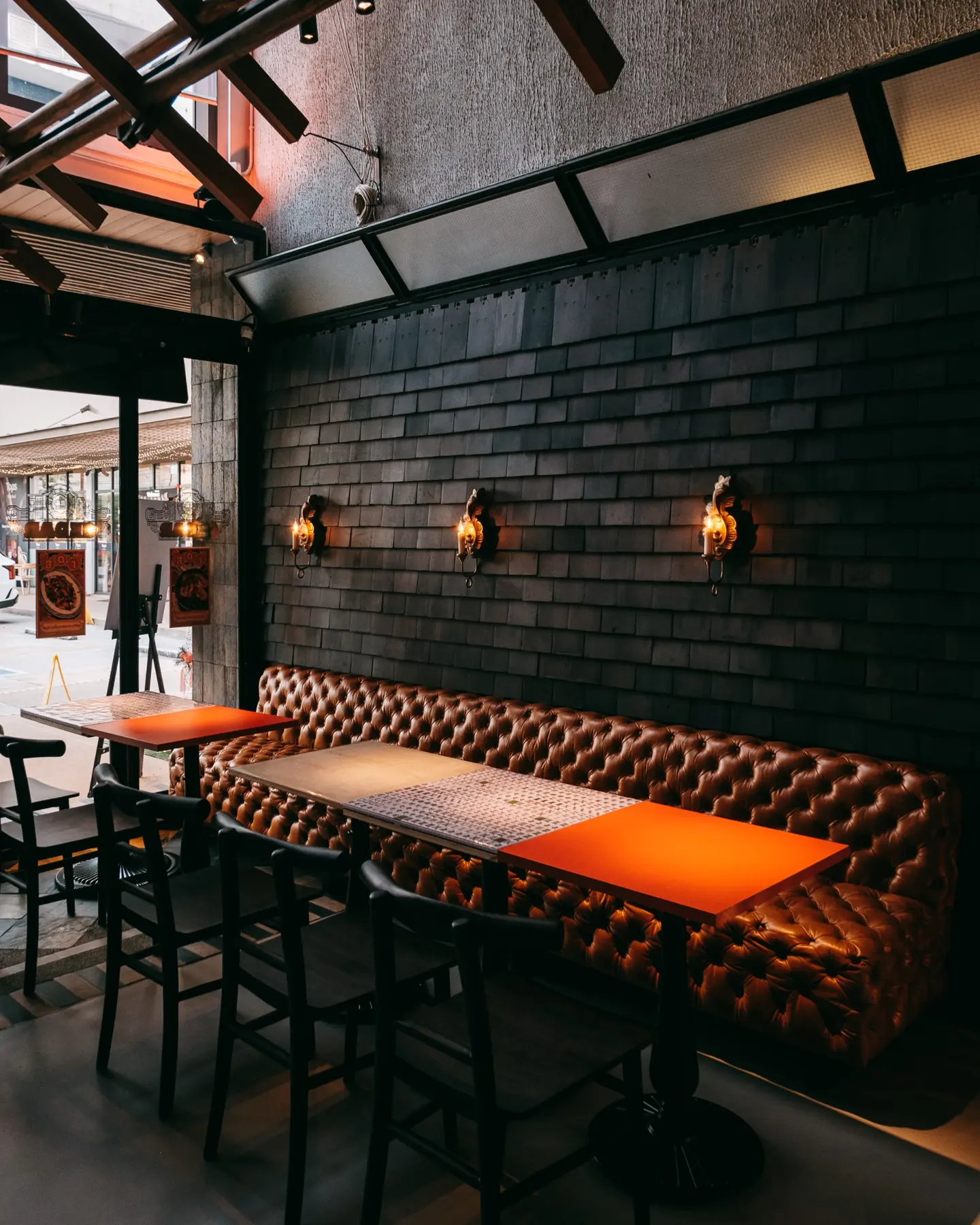 Cedar Thai Restaurant seating