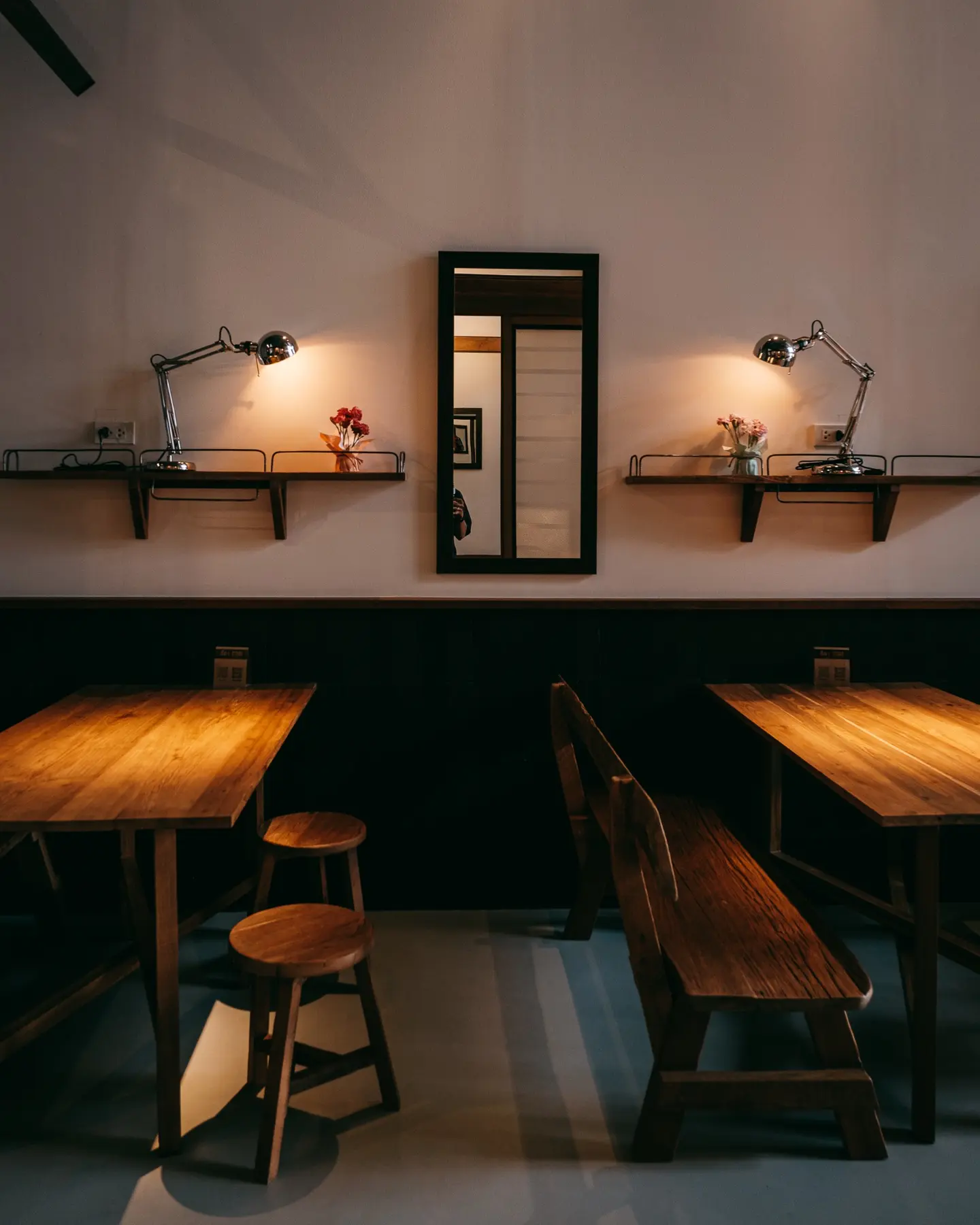 Cedar Thai Restaurant timber tables
