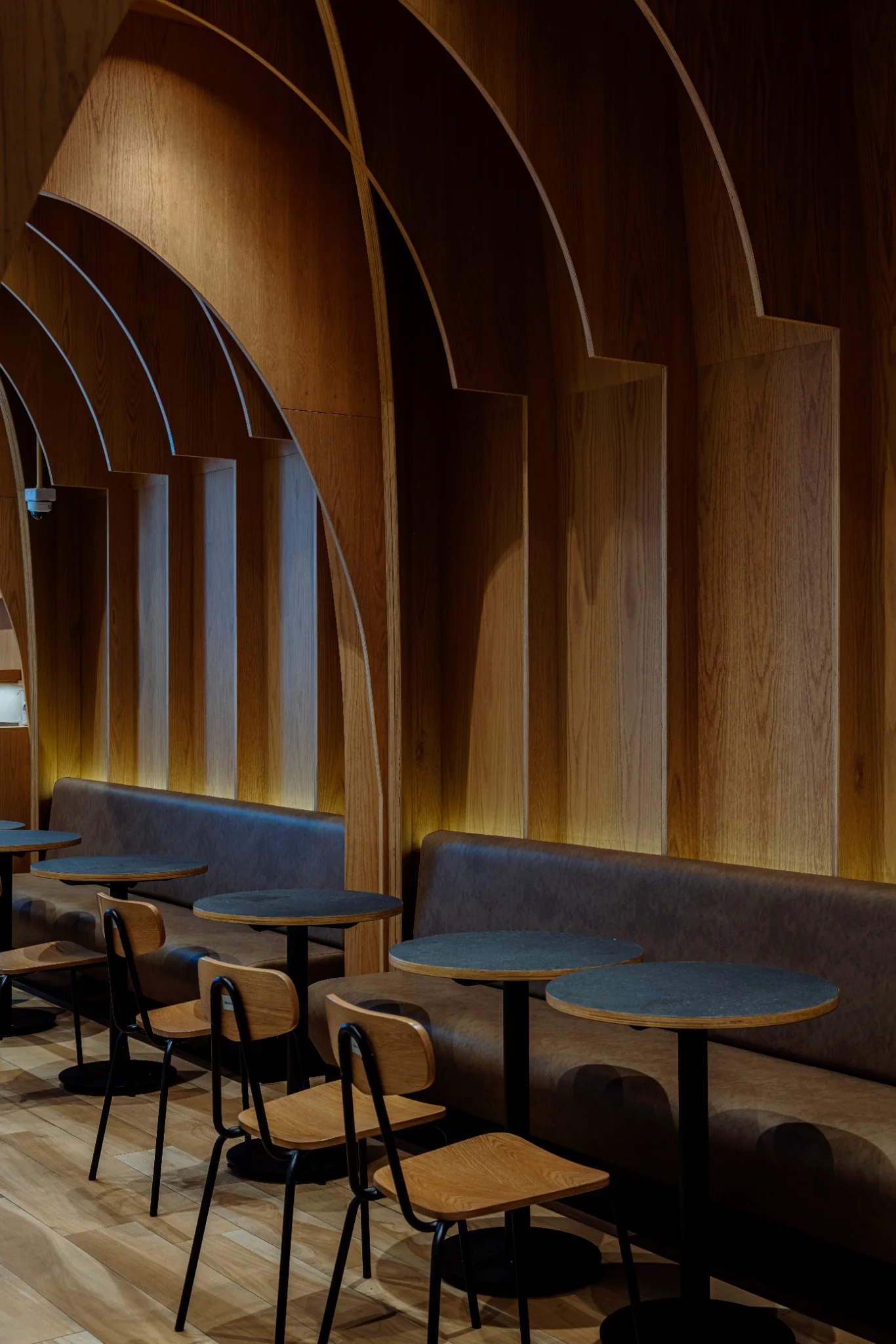 Customer seating and circulation within the bakery interior