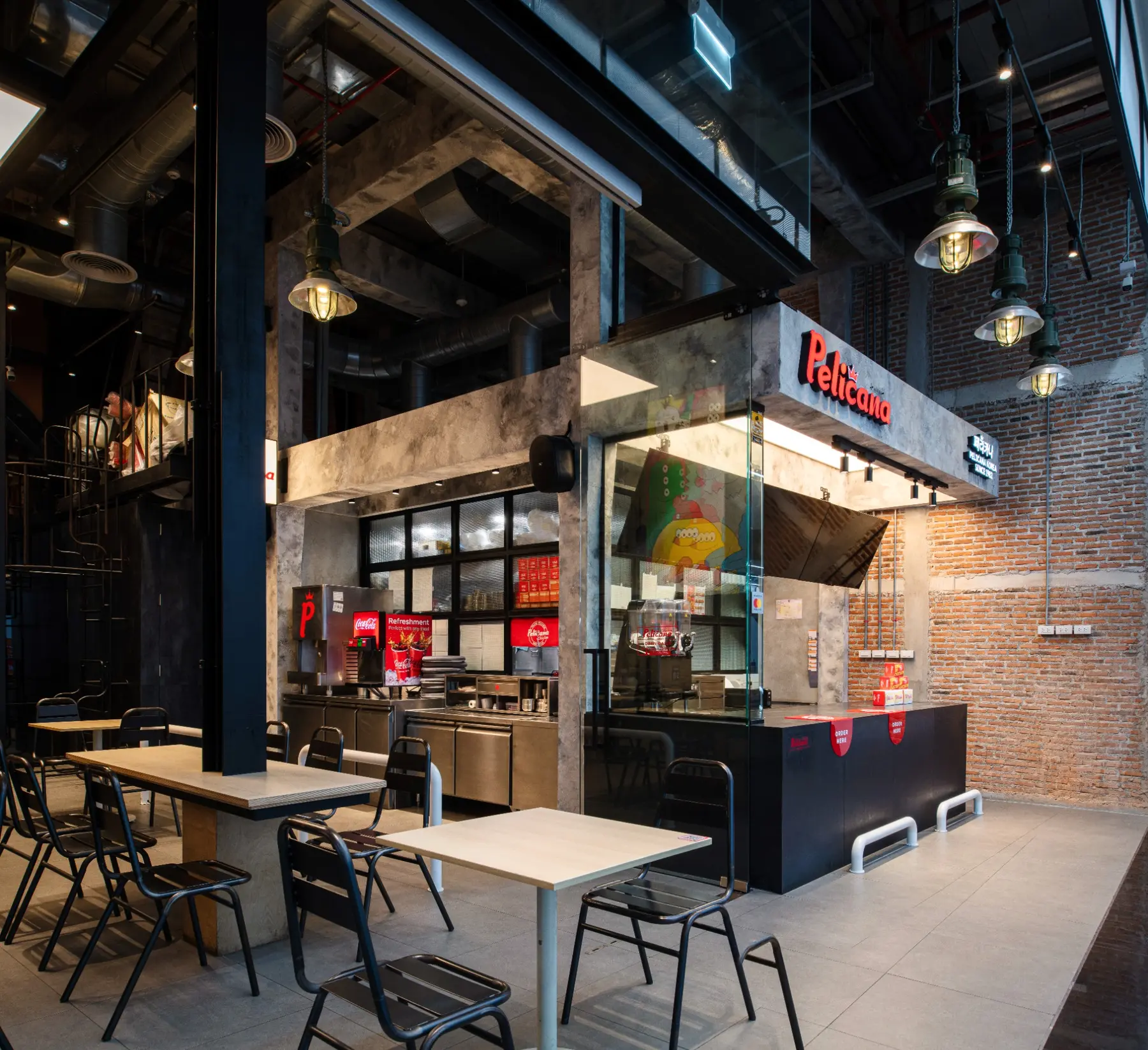 Pelicana SiamScape counter within black steel structure