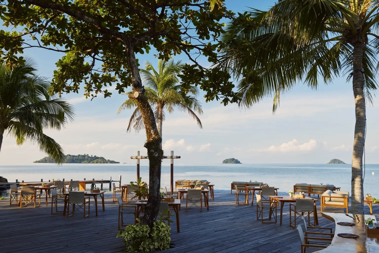 Timber dining terrace at The Retreat Koh Chang — view 30