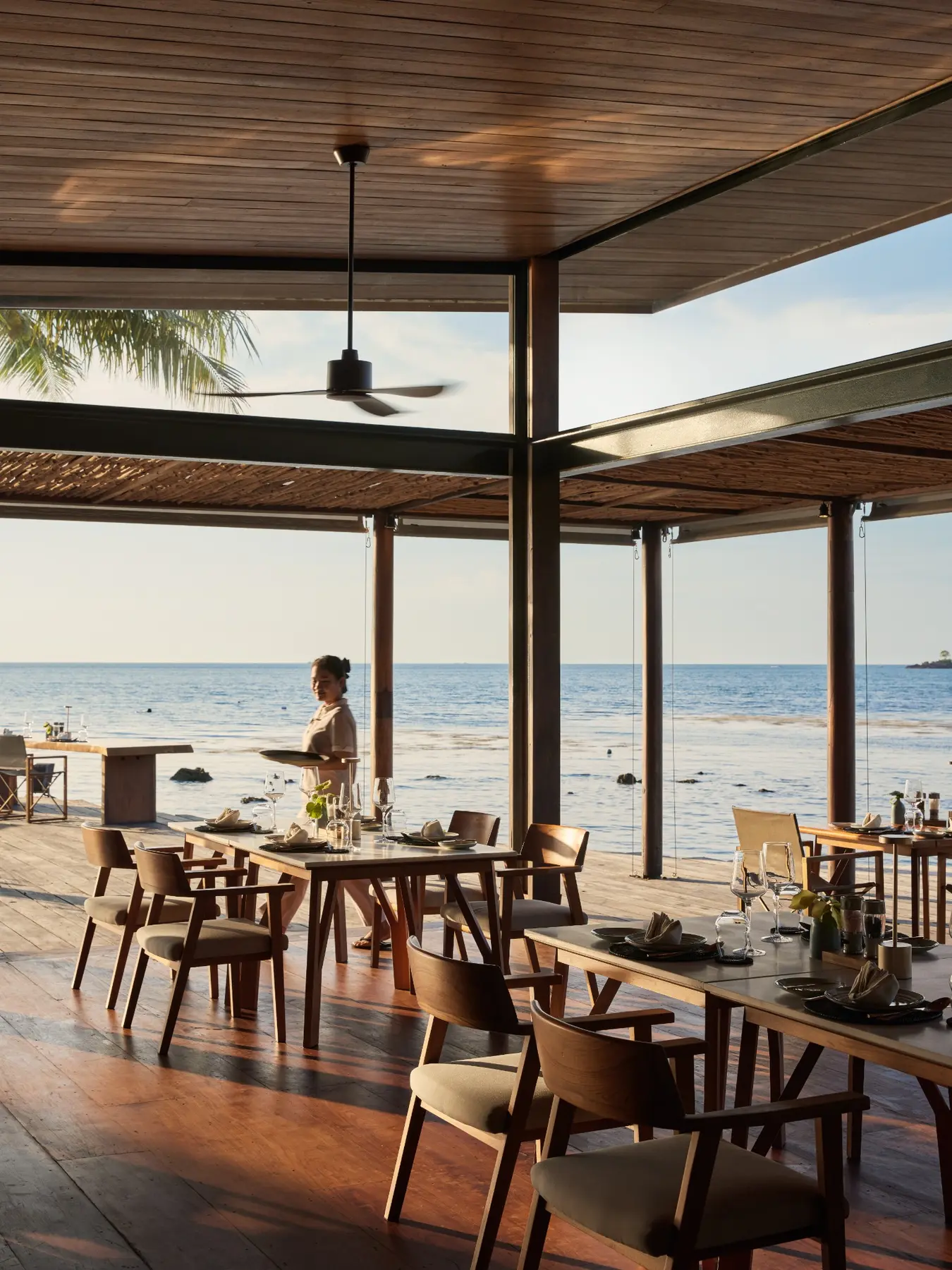 The Retreat Koh Chang seaside restaurant