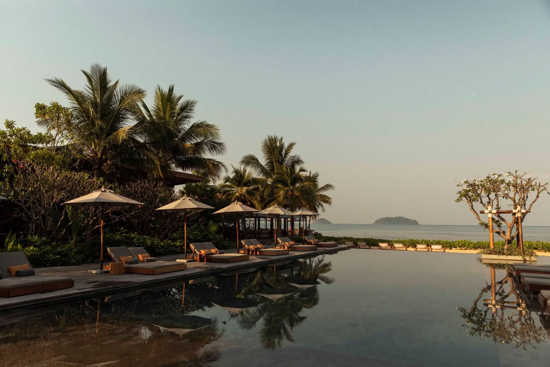 The Retreat Koh Chang Site + Waterfront detail