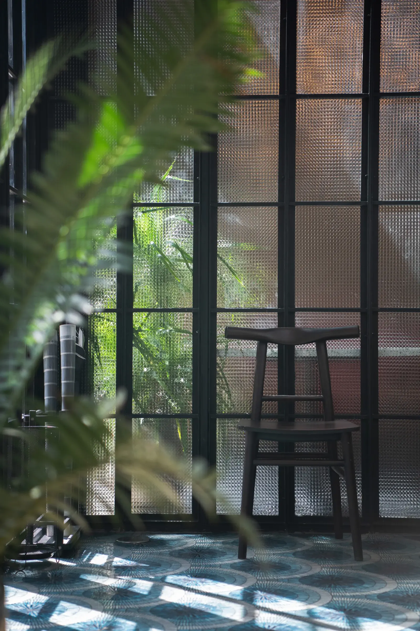 Sapparos S20 reeded glass and planting detail