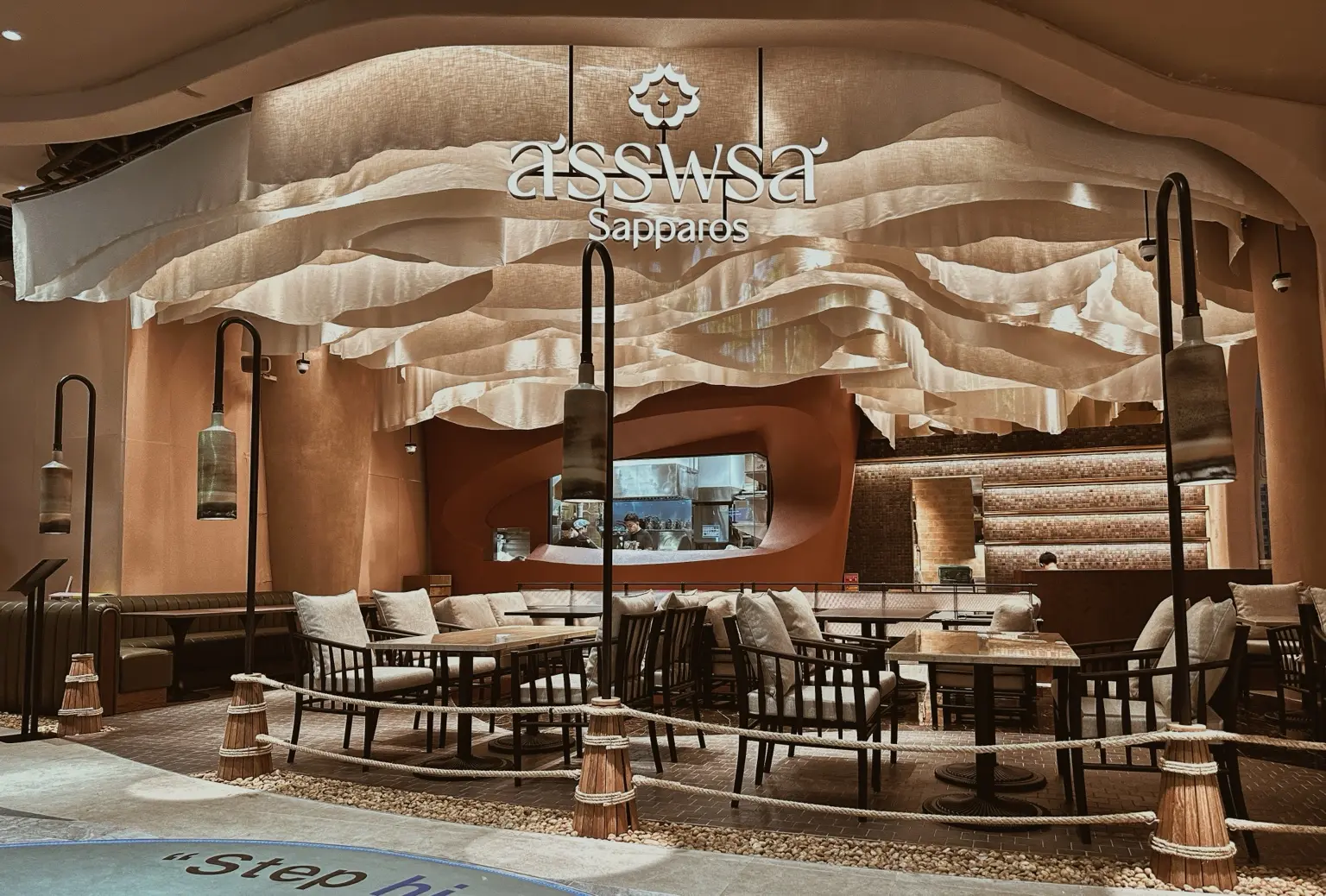 Sapparos Siam Paragon by SpaceLAB Architects